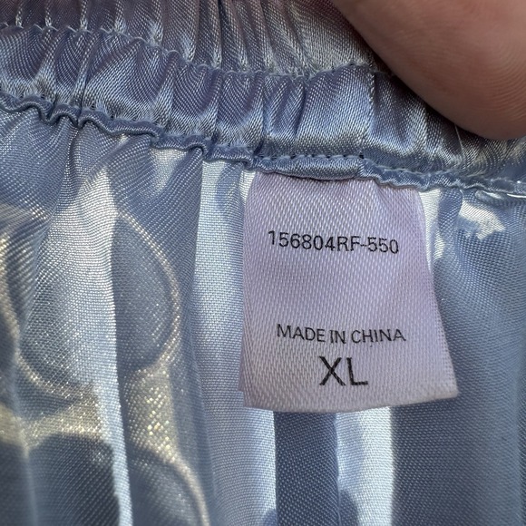 Victoria Secret 2 Piece Sky Baby Blue Satin Pajama Set XL Button Up Top & Pants - Picture 9 of 10